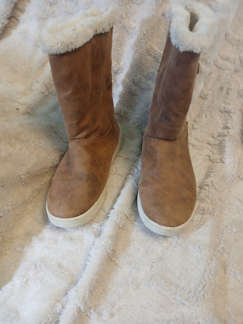 Cat & Jack Brown Faux-Suede Faux-Fur Lined Kids Boots